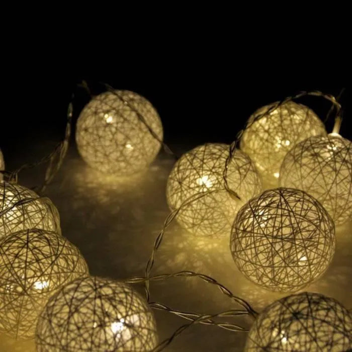 LED lampice - 10 loptica 4 cm, na baterije