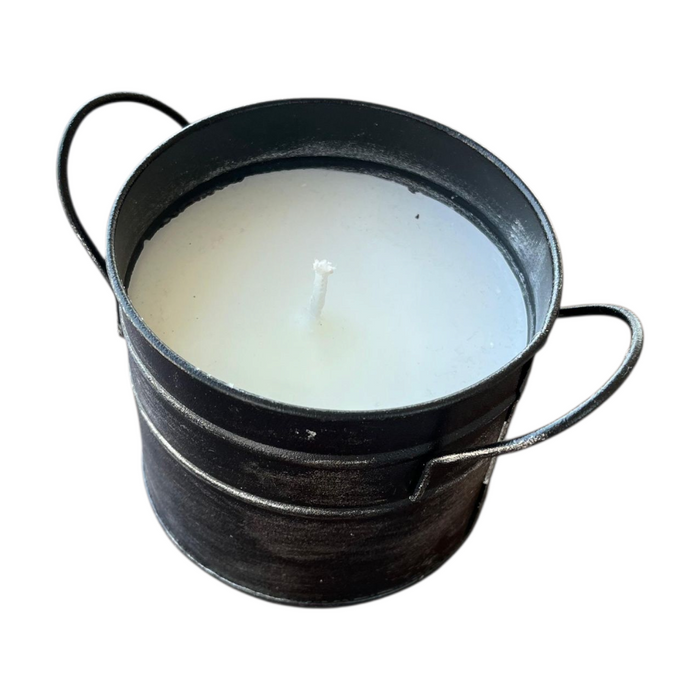 Dekorativna sveća u kantici